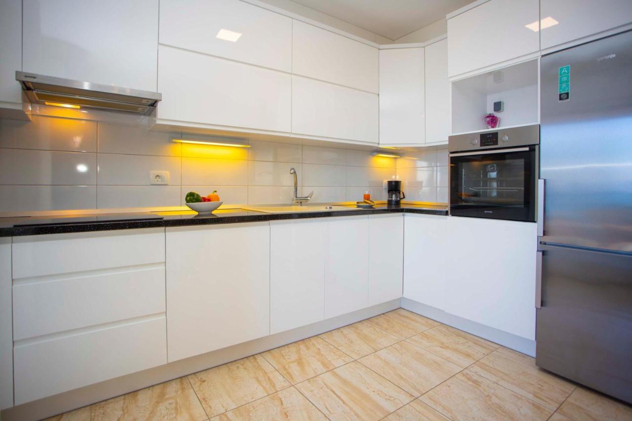 Apartment Lauc Makarska Eksteriør billede